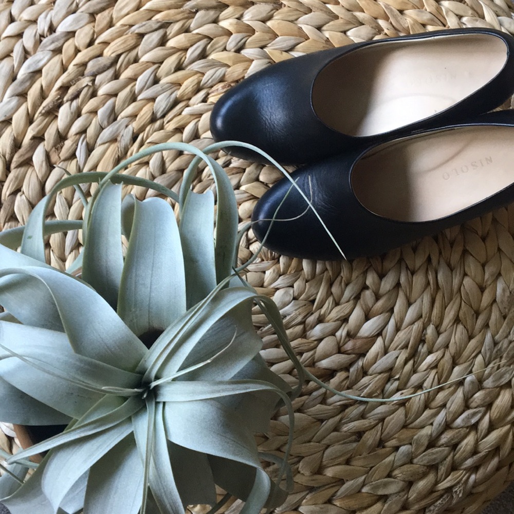 Nisolo Austin Heels
